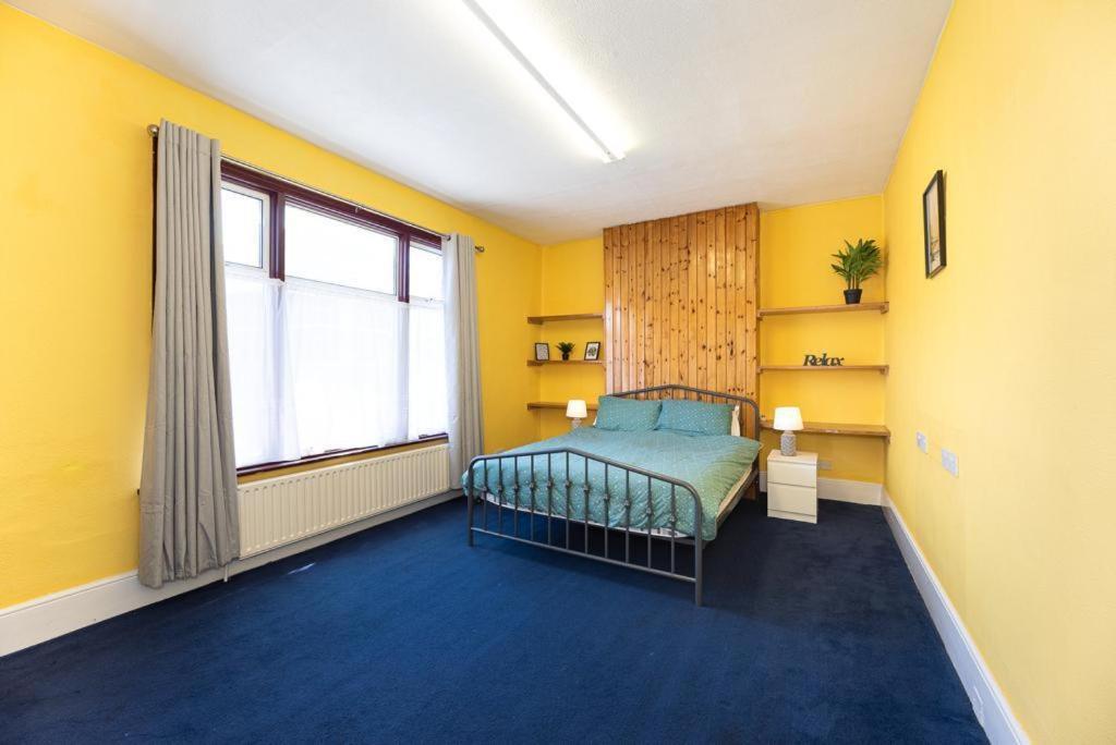 דירות לונדון Barking Road Comfy House מראה חיצוני תמונה